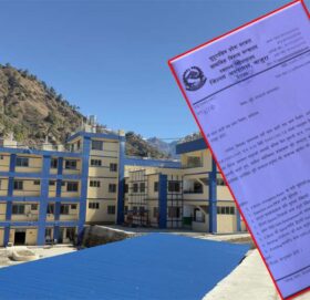 निर्माण सम्पन्न भएको एक बर्ष देखीनै चुहिन थाल्यो जिल्ला अस्पताल बाजुराको भवन