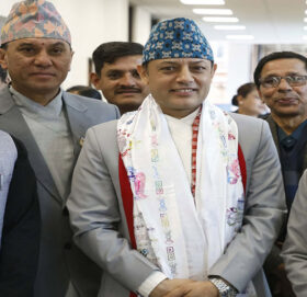 सभामुखमा डोलप्रसाद अर्याल निर्विरोध निर्वाचित भएको घोषणा