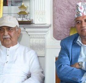 महासचिव पोखरेलले ओलीलाई भने, यथास्थितिमा अघि बढ्न सकिँदैन, मार्ग प्रशस्त गर्नुस्