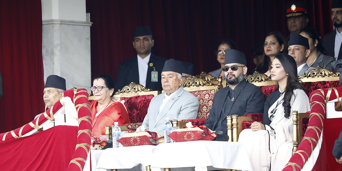 गणतन्त्र दिवसको समारोहमा पूर्वप्रधानमन्त्रीहरुको शून्य उपस्थिति, बोलाइएन कि गएनन् ?