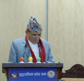 मध्यरातमा सुदूरपश्चिम प्रदेश सरकारले ल्यायो ३७ अर्ब ७० करोडको बजेट