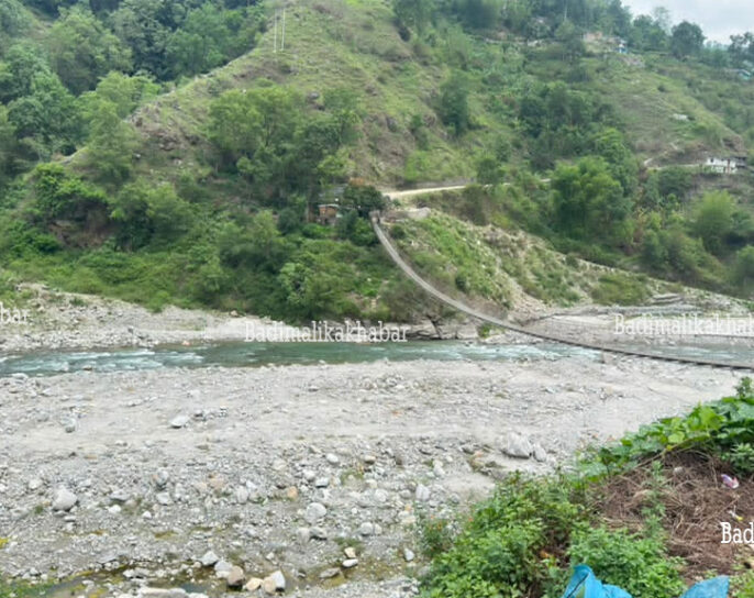 बाजुराको बुढीगंगा नदीमा ६ वर्षदेखि पुल निर्माण कार्य अलपत्र