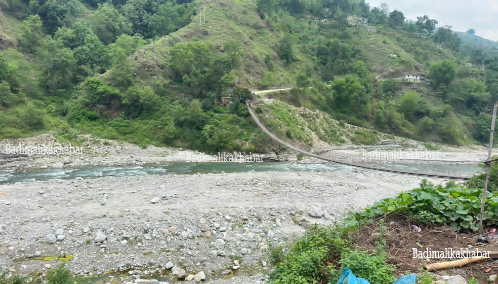 बाजुराको बुढीगंगा नदीमा ६ वर्षदेखि पुल निर्माण कार्य अलपत्र