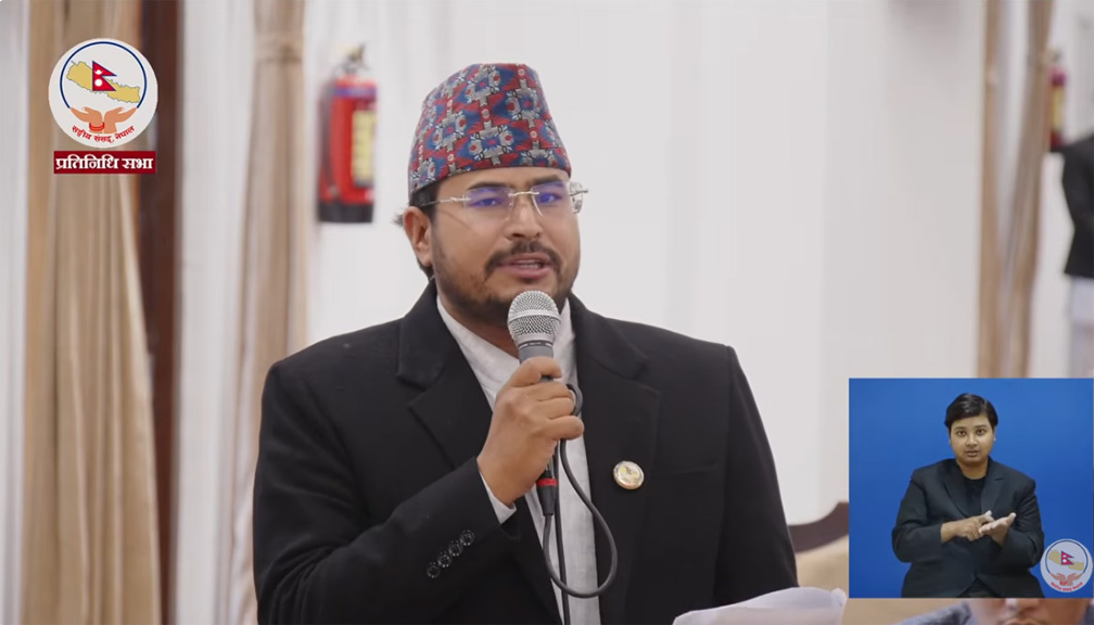 सडकमा खाल्डो भेटिए राज्यलाई एक लाख जरिवाना तिराउने कानुन चाहियो : ज्ञानेन्द्र शाही
