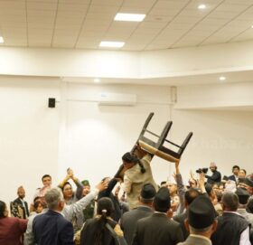 संसद्‌मा अमर्यादित व्यवहार देखाउने सांसदमाथि छानबिन गर्न समिति गठन