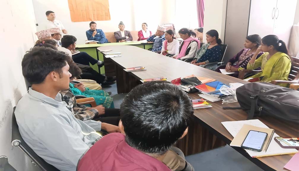खप्तड छेडेदहमा ‘पालिका प्रतिनिधिसँग युवा आवाज संवाद’ : युवामैत्री कार्यक्रम र रोजगारीमा जोड