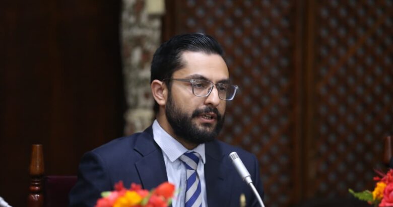 शिक्षामन्त्री भन्छन्– अब विश्वविद्यालय मेरिटोक्रेसीको आधारमा चल्छ, राजनीतिक हस्तक्षेप हुँदैन