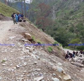 बाजुराको हिमालीमा जिप दुर्घटना अपडेट : उपचारका क्रममा दुई जनाको मृत्यु