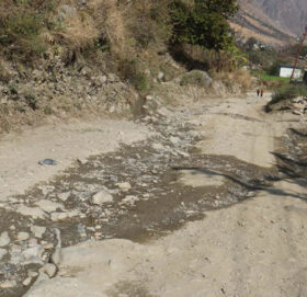 मार्तडी–कोल्टी सडकमा ठेकेदारले काम नगर्दा २० करोड रकम फिर्ता हुँदै