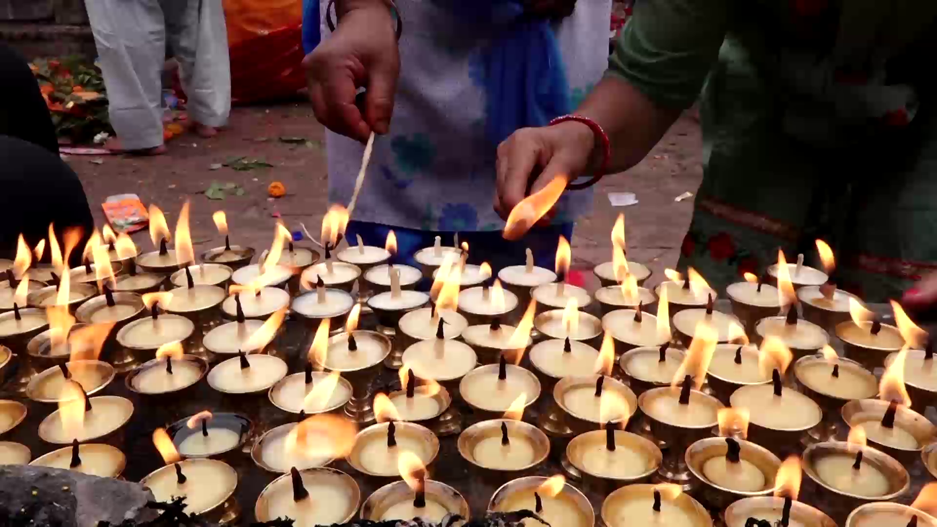 साउने सङ्क्रान्ति आज : स्नान, दान र शिव आराधनासहित देशभर मनाइँदै